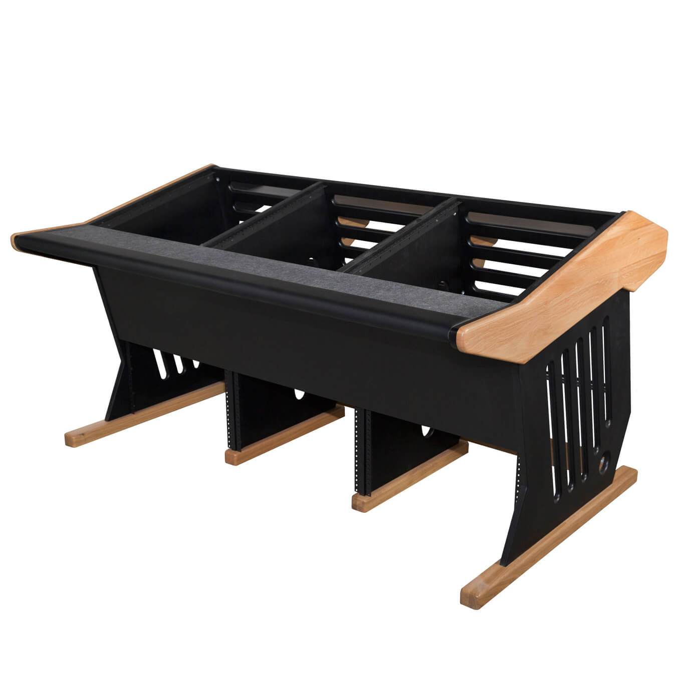 Maestro 36+18, prof. Mastering desk, 36 + 18 RU, optimised