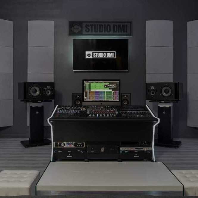 Maestro 36+18, prof. Mastering desk, 36 + 18 RU, optimised